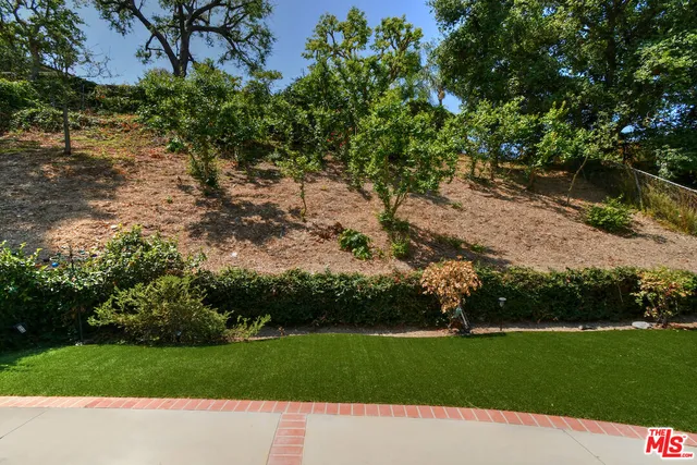 $7,500 | 3421 Castlewoods Place, Sherman Oaks, CA 91403