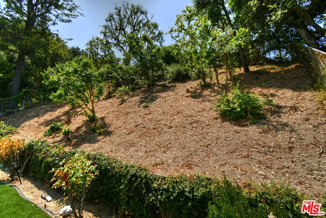 $7,500 | 3421 Castlewoods Place, Sherman Oaks, CA 91403