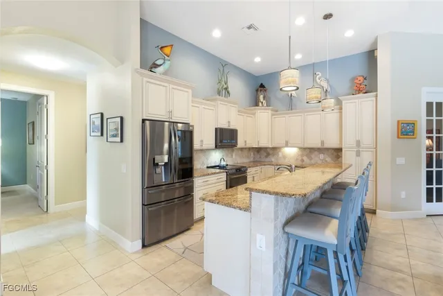 $659,800 | 4407 Southwest 19th Avenue, Cape Coral, FL 33914