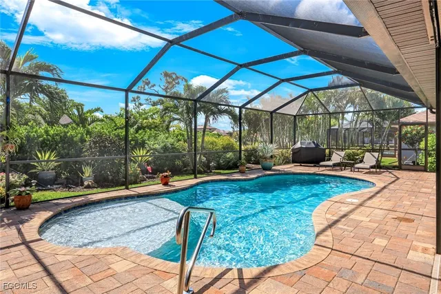 $659,800 | 4407 Southwest 19th Avenue, Cape Coral, FL 33914