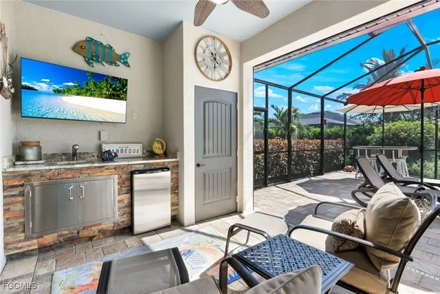 $659,800 | 4407 Southwest 19th Avenue, Cape Coral, FL 33914