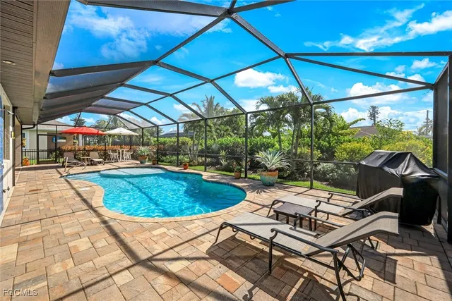 $659,800 | 4407 Southwest 19th Avenue, Cape Coral, FL 33914