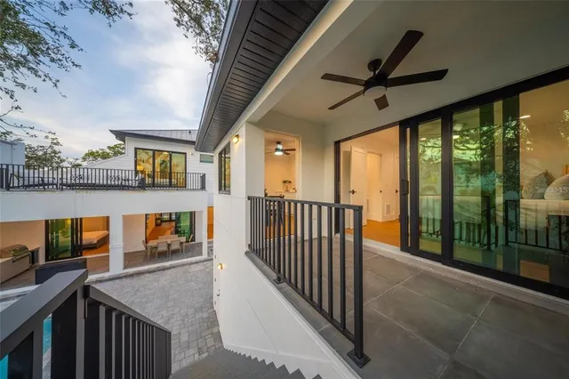 $1,775,000 | 2440 Floyd Street, Sarasota, FL 34239