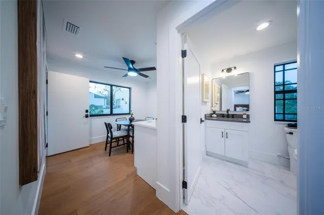 $1,775,000 | 2440 Floyd Street, Sarasota, FL 34239