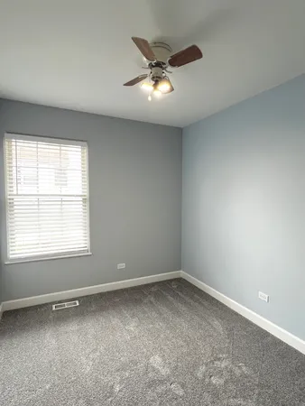 $2,400 | 404 Lauren Lane, Island Lake, IL 60042