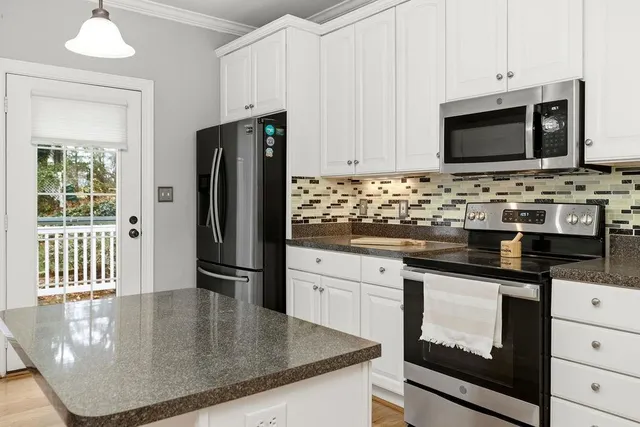 $359,000 | 47 Villa View Drive, Staunton, VA 24401