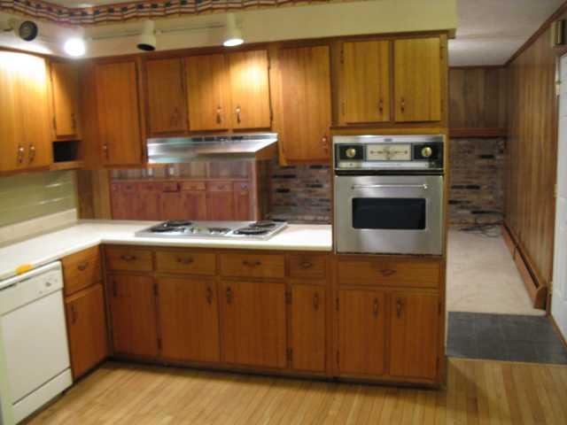454 Burbank Road Indianapolis, IN 46219 - Photo 5 of 8 Gallery Image 5
