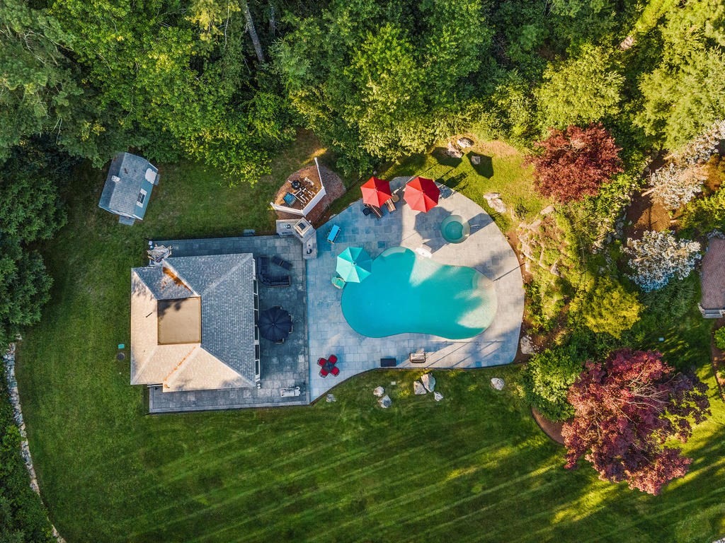 16 Fox Run Road Dover, MA 02030 - Photo 27 of 36 Gallery Image 27