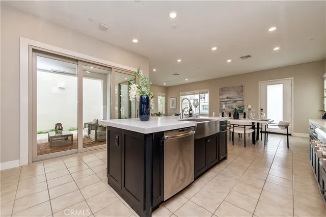 $1,788,000 | 158 Scale, Irvine, CA 92618