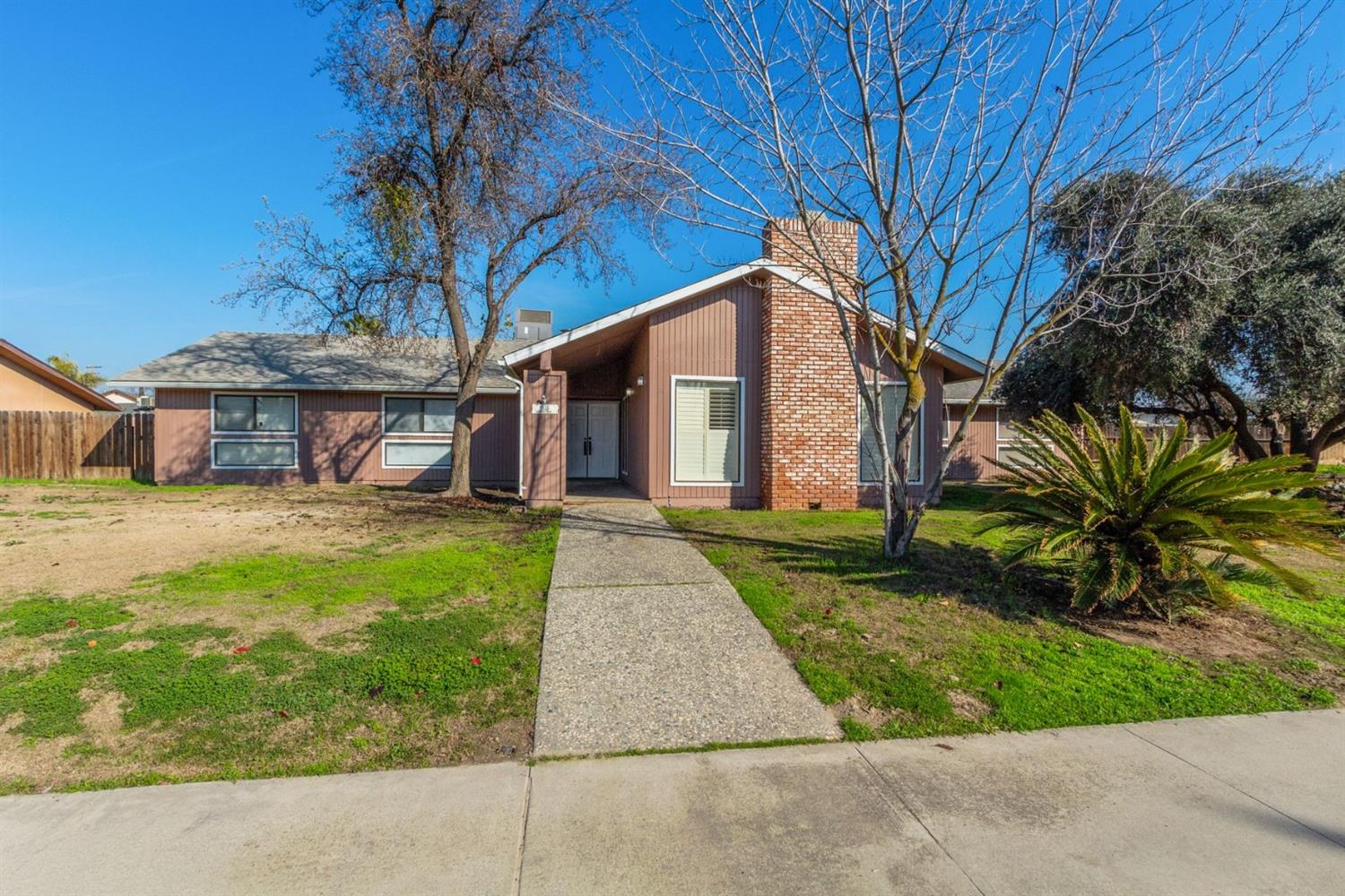 1935 Rodgers Road Hanford, CA 93230 - Photo 2 of 31 Gallery Image 2