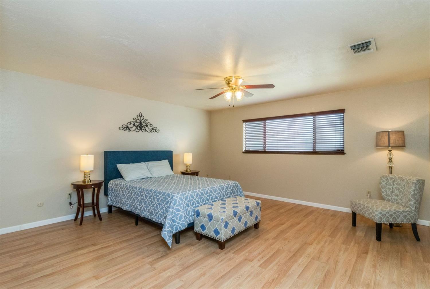 1935 Rodgers Road Hanford, CA 93230 - Photo 15 of 31 Gallery Image 15