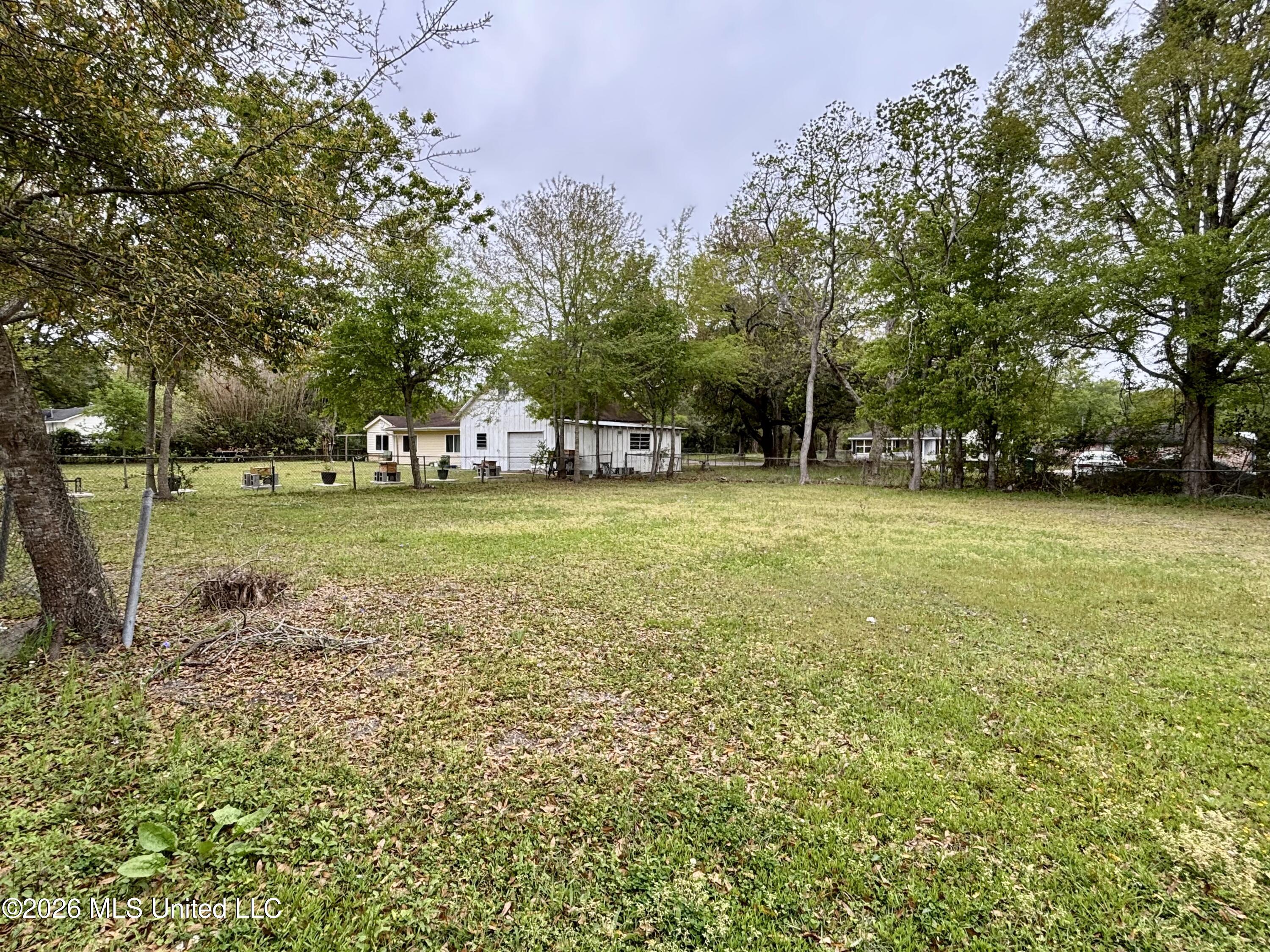 3907 18th Street Gulfport, MS 39501 - Photo 5 of 6 IMG_8209