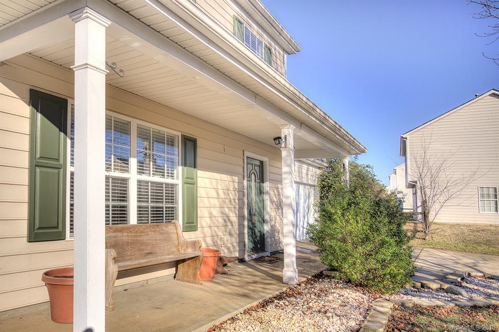 11520 Chapeclane Road, Unit 26 Charlotte, NC 28278 - Photo 4 of 21 Gallery Image 4