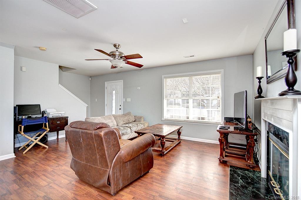 11520 Chapeclane Road, Unit 26 Charlotte, NC 28278 - Photo 5 of 21 Gallery Image 5