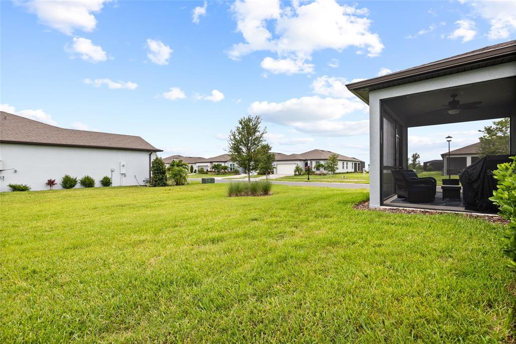 9454 Ballaster Pointe Loop Palmetto, FL 34221 - Photo 34 of 49