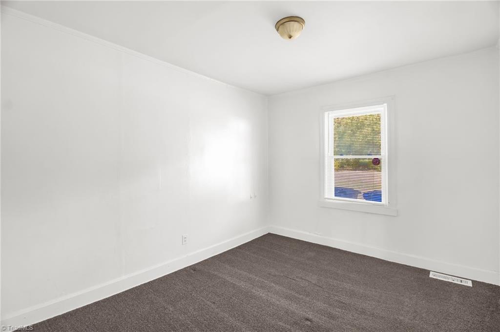 4620 Miller Road Winston-Salem, NC 27106 - Photo 11 of 32 Gallery Image 11