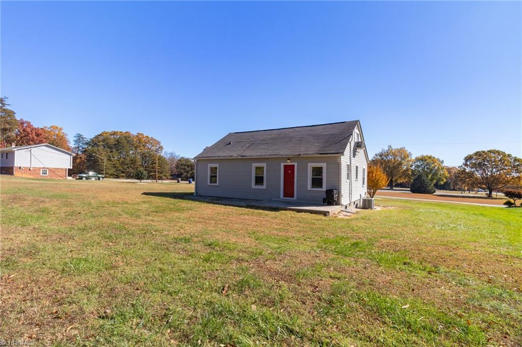 4620 Miller Road Winston-Salem, NC 27106 - Photo 2 of 32 Gallery Image 2