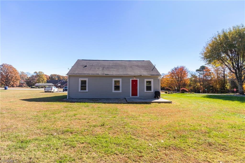 4620 Miller Road Winston-Salem, NC 27106 - Photo 3 of 32 Gallery Image 3