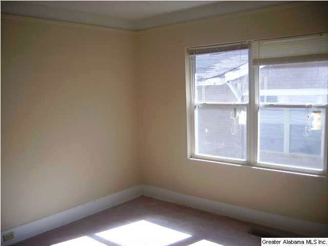 4645 Terrace R Birmingham, AL 35208 - Photo 10 of 14