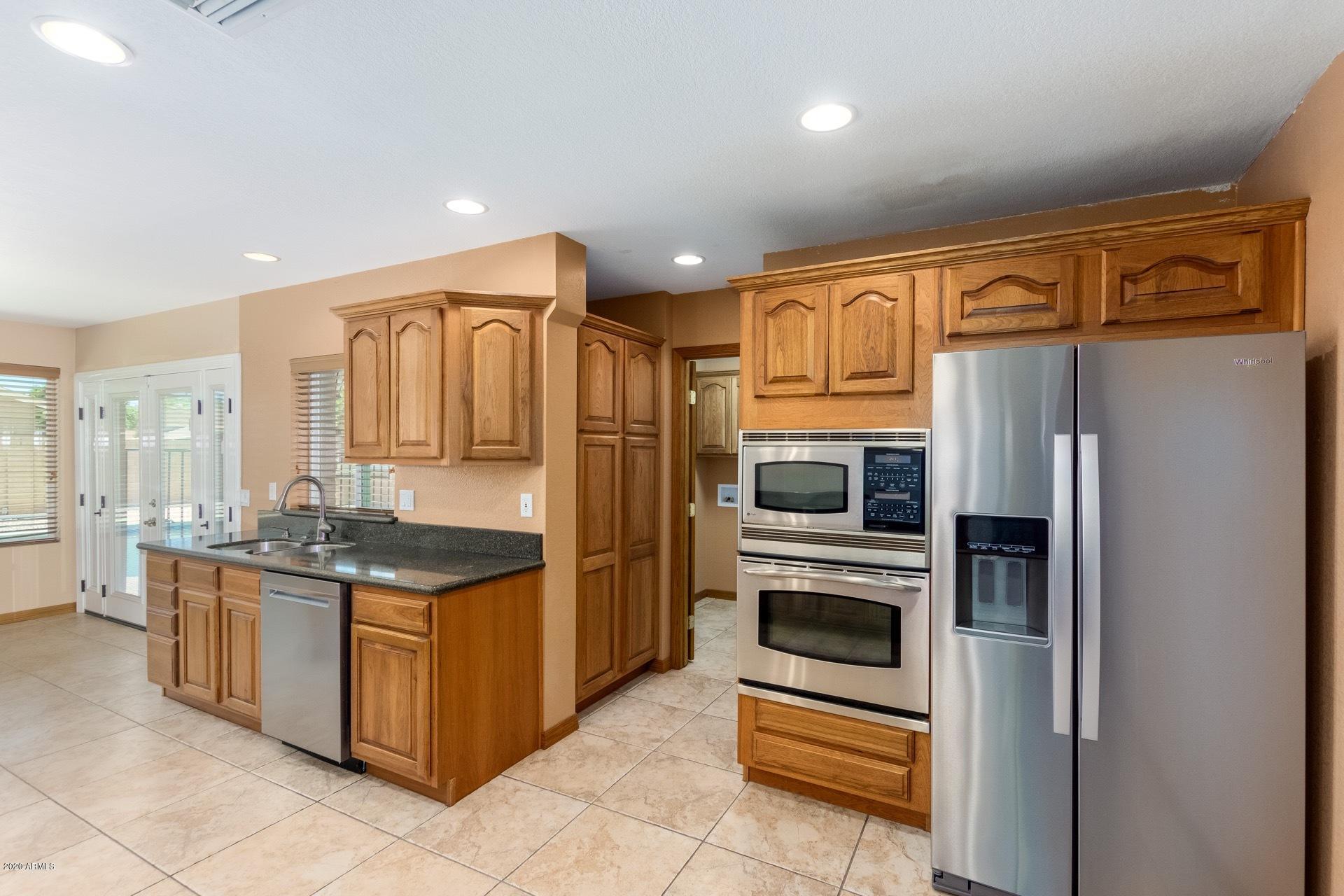 5725 West Hatcher Road Glendale, AZ 85302 - Photo 5 of 23 Hatcher - 12
