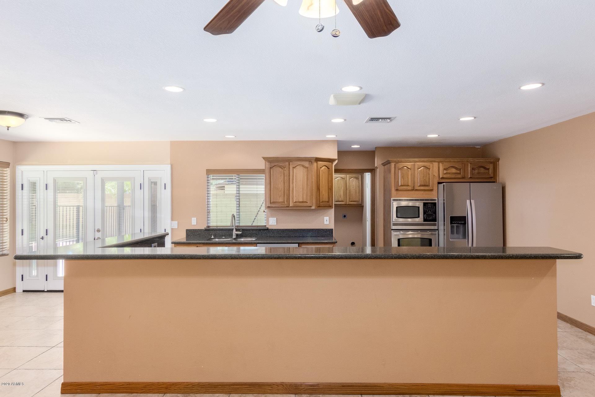 5725 West Hatcher Road Glendale, AZ 85302 - Photo 6 of 23 Hatcher - 11
