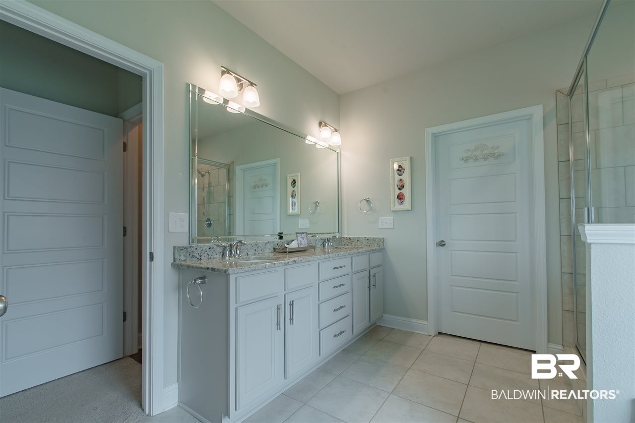 866 Onyx Lane Fairhope, AL 36532 - Photo 24 of 40 Master Bathroom
