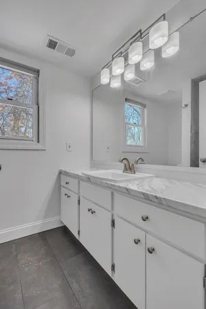 $539,999 | 4755 Eriks Boulevard, Eagan, MN 55122