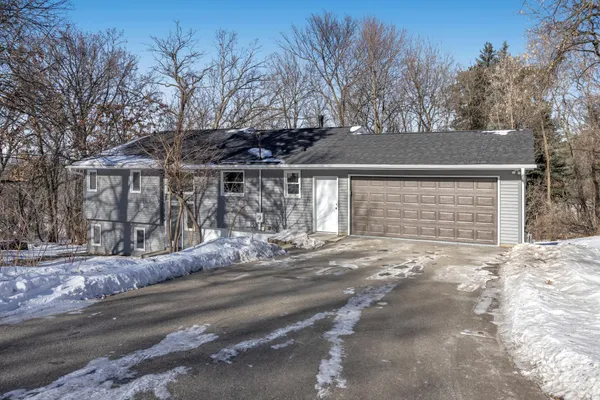 $539,999 | 4755 Eriks Boulevard, Eagan, MN 55122