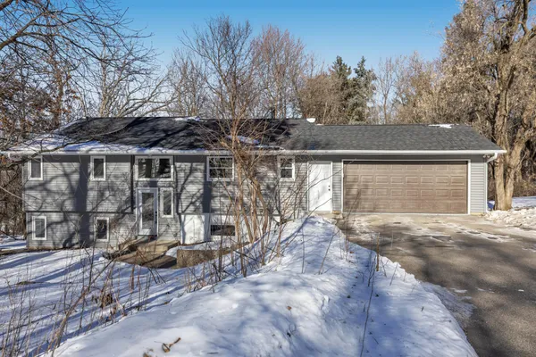 $539,999 | 4755 Eriks Boulevard, Eagan, MN 55122