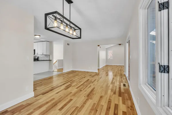 $539,999 | 4755 Eriks Boulevard, Eagan, MN 55122