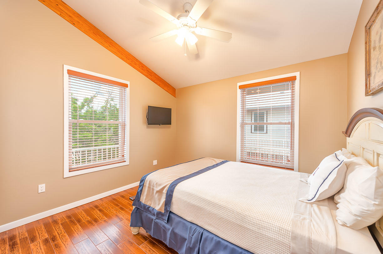 28051 Mills Road Summerland Key, FL 33042 - Photo 14 of 51 Master Bedroom