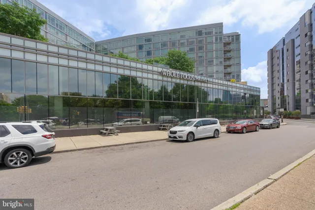 $400,000 | 2001 Hamilton Street, Unit 507, Philadelphia, PA 19130