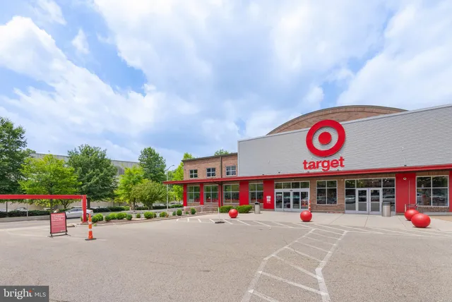 $400,000 | 2001 Hamilton Street, Unit 507, Philadelphia, PA 19130