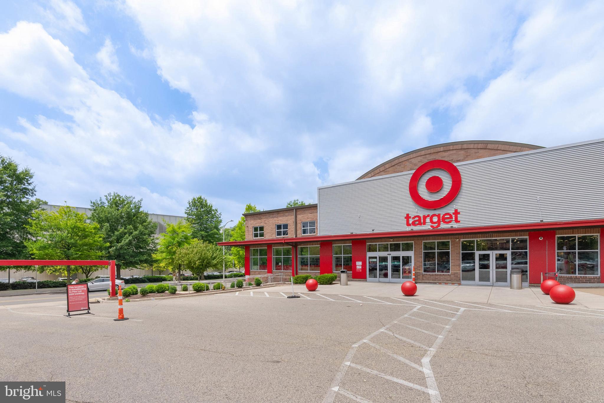 2001 Hamilton Street, Unit 507 Philadelphia, PA 19130 - Photo 40 of 41