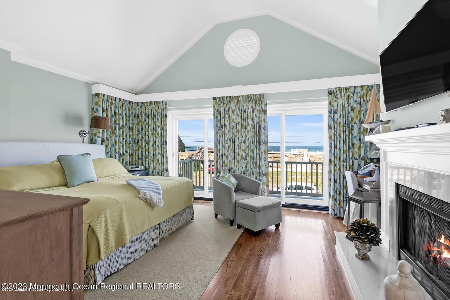 576 Ocean Avenue Sea Bright, NJ 07760 - Photo 16 of 32 576 Master