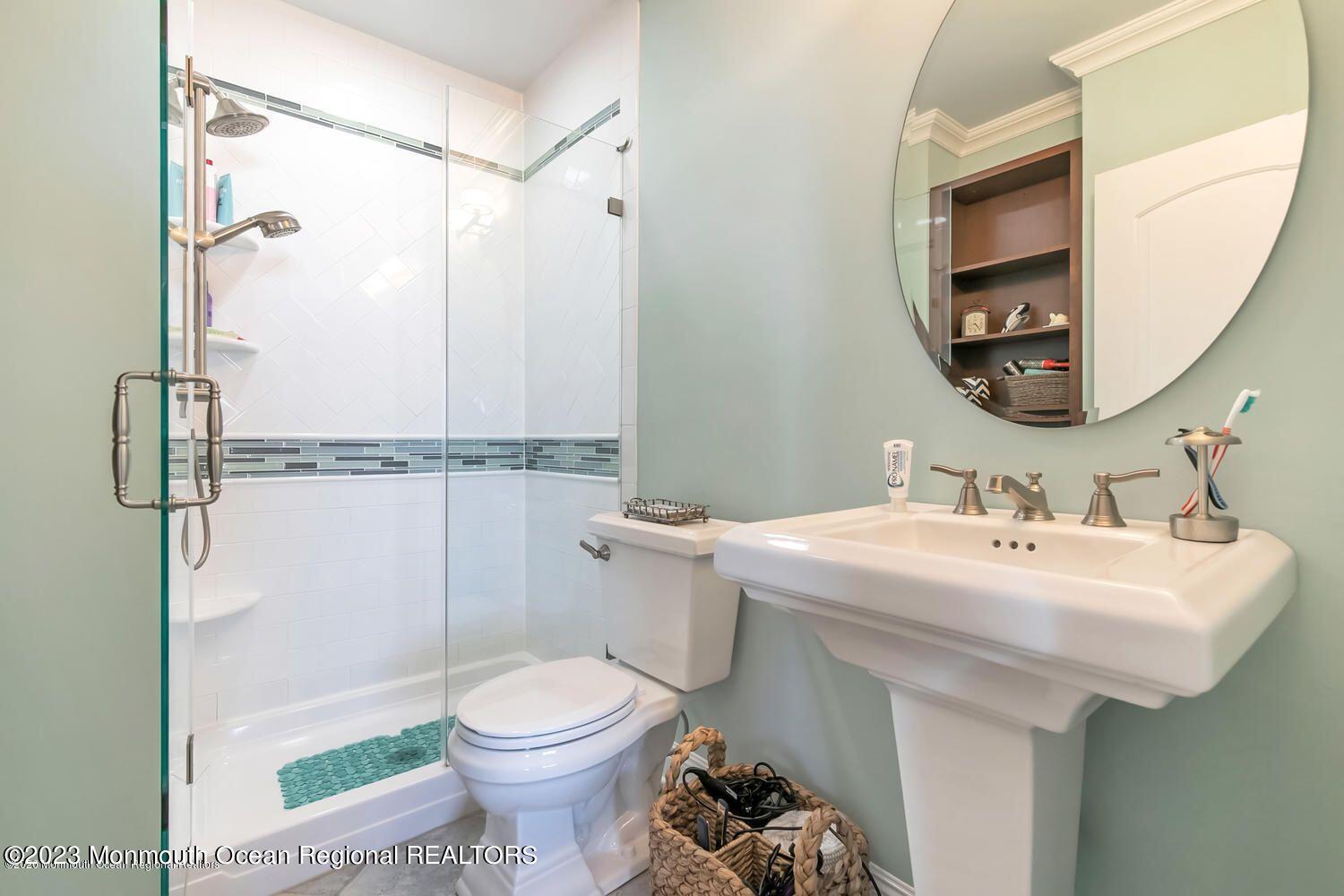 576 Ocean Avenue Sea Bright, NJ 07760 - Photo 21 of 32 576 bath