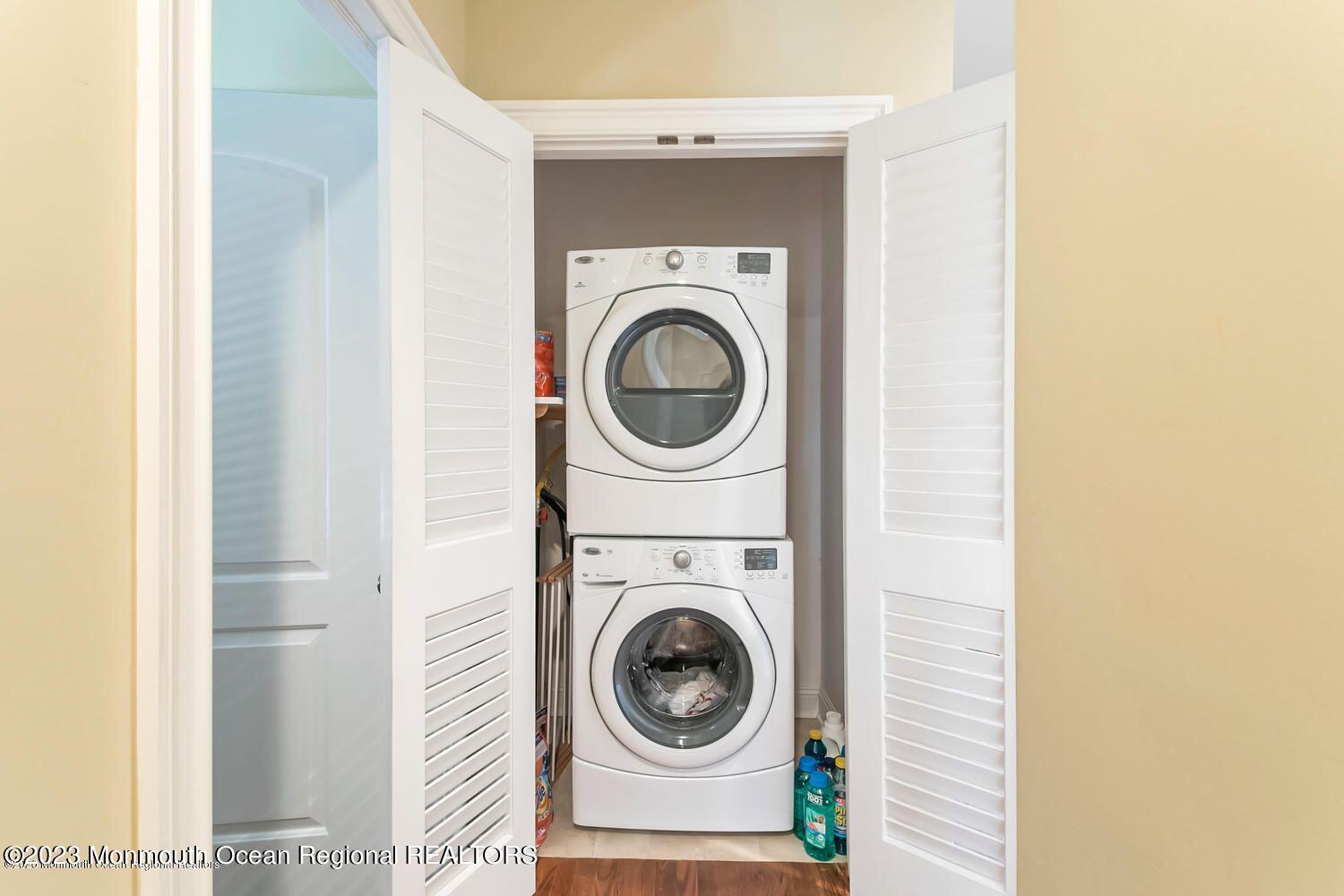 576 Ocean Avenue Sea Bright, NJ 07760 - Photo 7 of 32 576 laundry