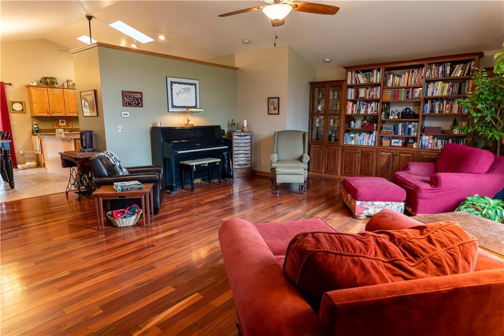 166 Heck Road Sarver, PA 16055 - Photo 5 of 25