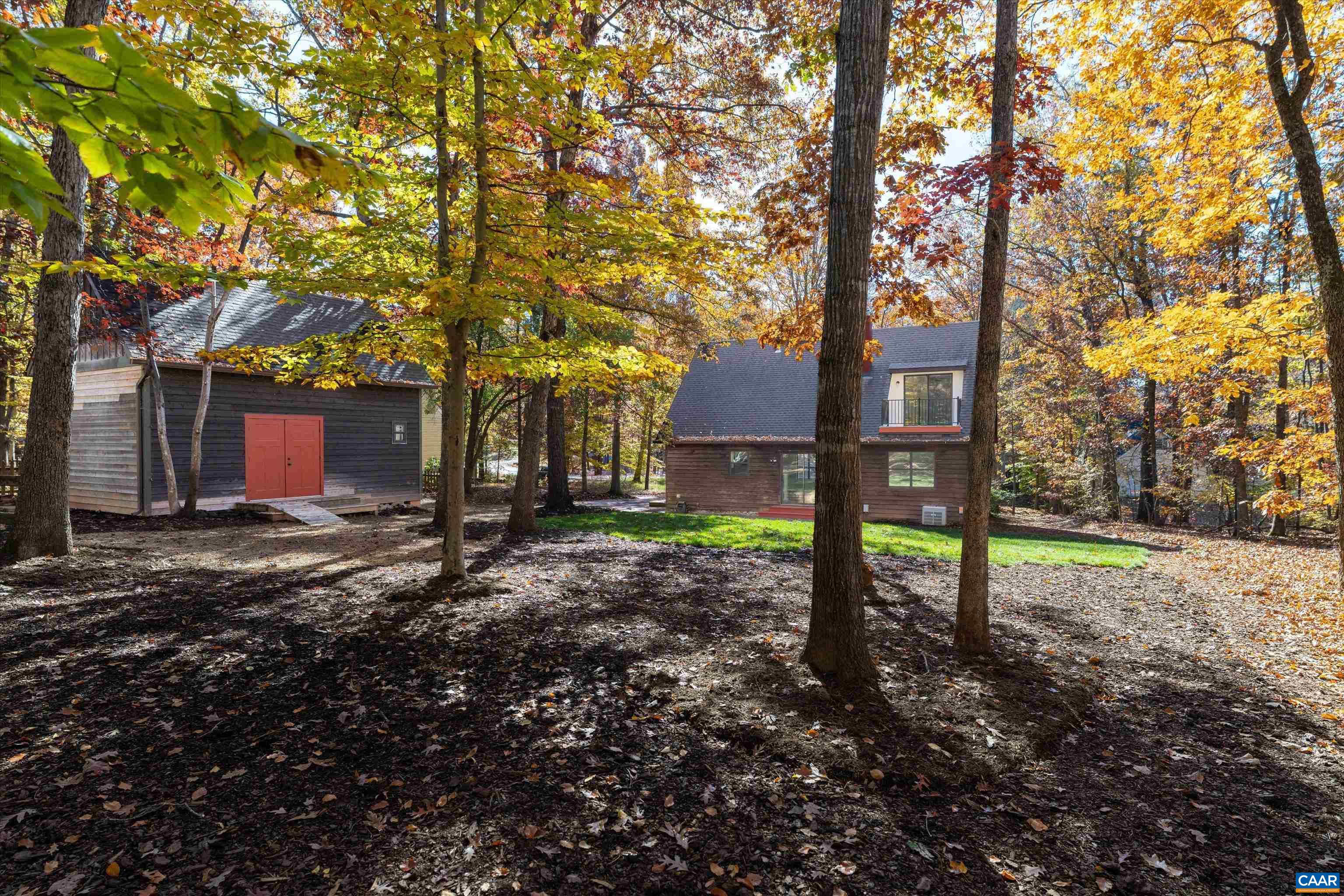 23 Stonewall Road Palmyra, VA 22963 - Photo 4 of 50 a view of a house with a yard and tree s