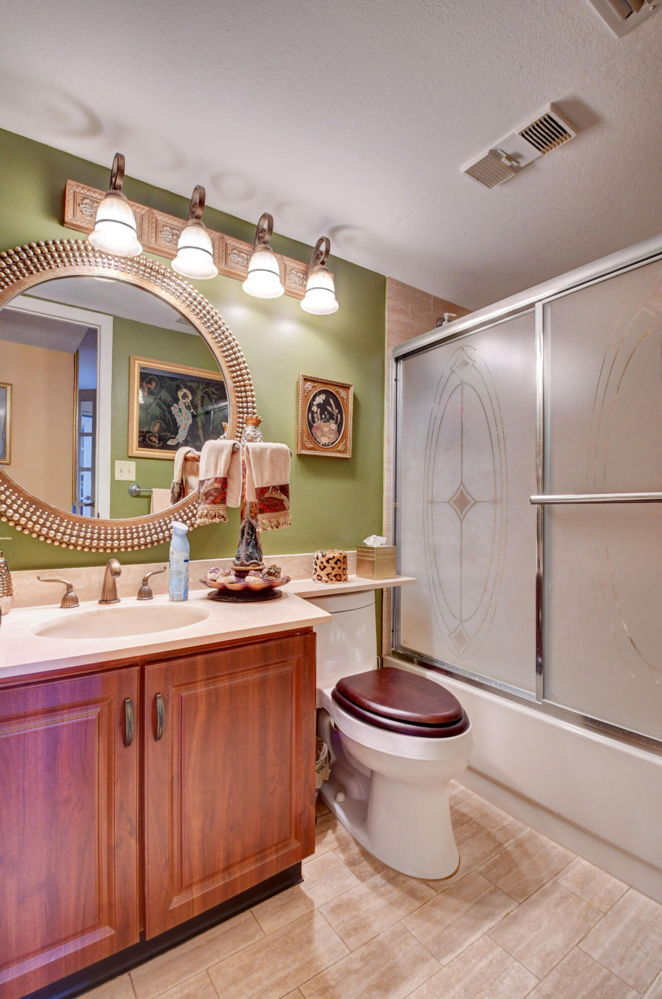 7137 Promenade Drive, Unit 102 Boca Raton, FL 33433 - Photo 24 of 34 2nd bathroom