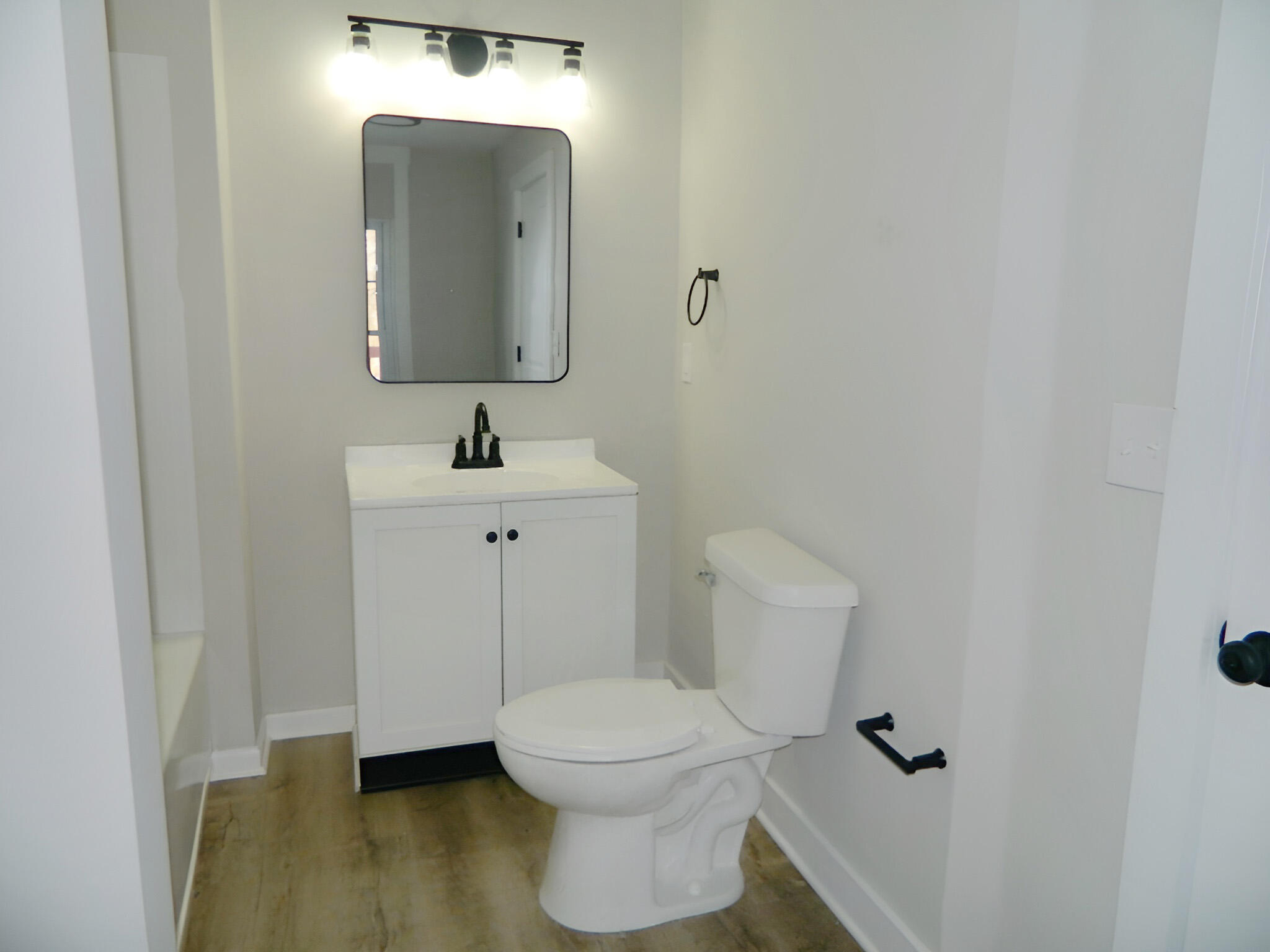 802 Warder Street Springfield, OH 45503 - Photo 7 of 18 interior (11)