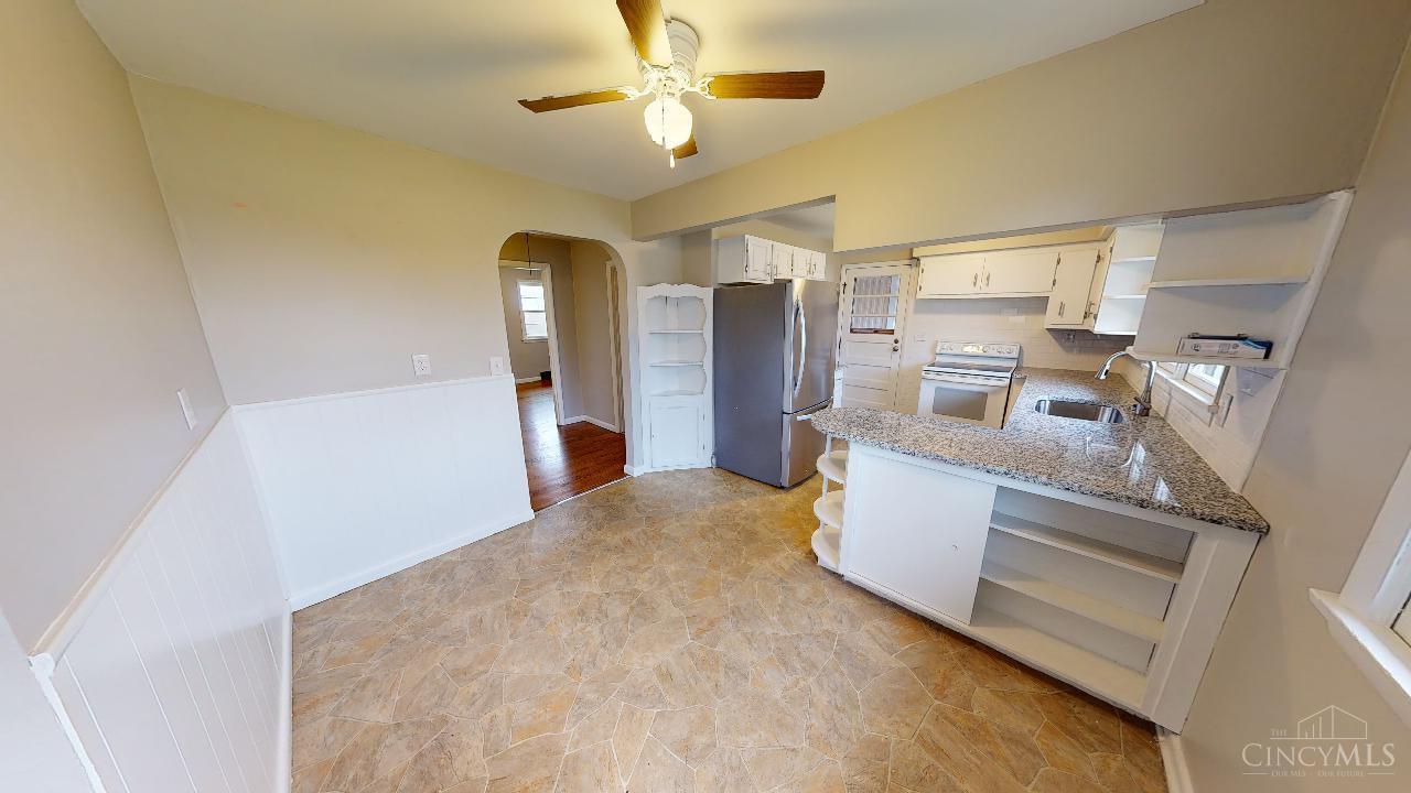 5819 Hendrickson Road Franklin, OH 45005 - Photo 4 of 16 Gallery Image 4