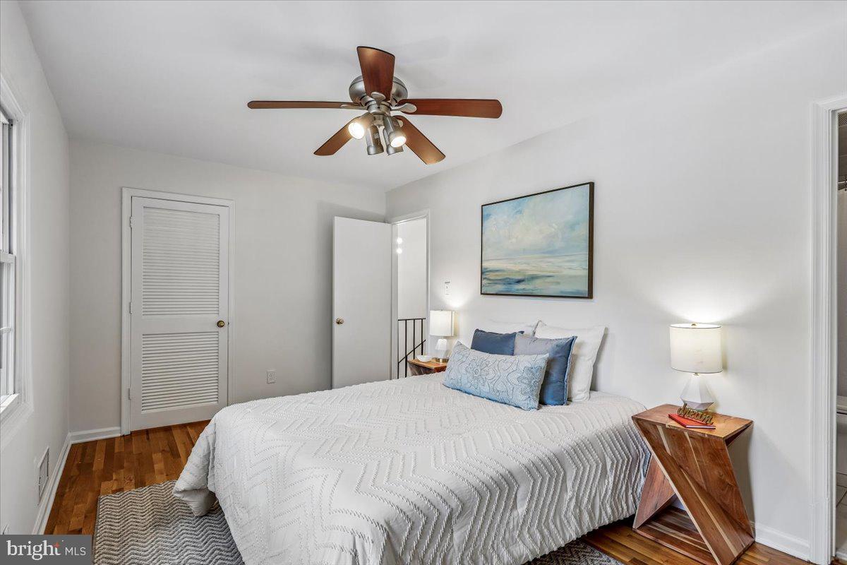 1851 Wainwright Drive Reston, VA 20190 - Photo 17 of 33 Gallery Image 17