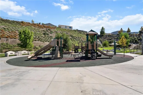$679,000 | 2035 San Diego Drive, Corona, CA 92882