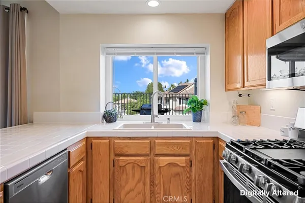 $679,000 | 2035 San Diego Drive, Corona, CA 92882