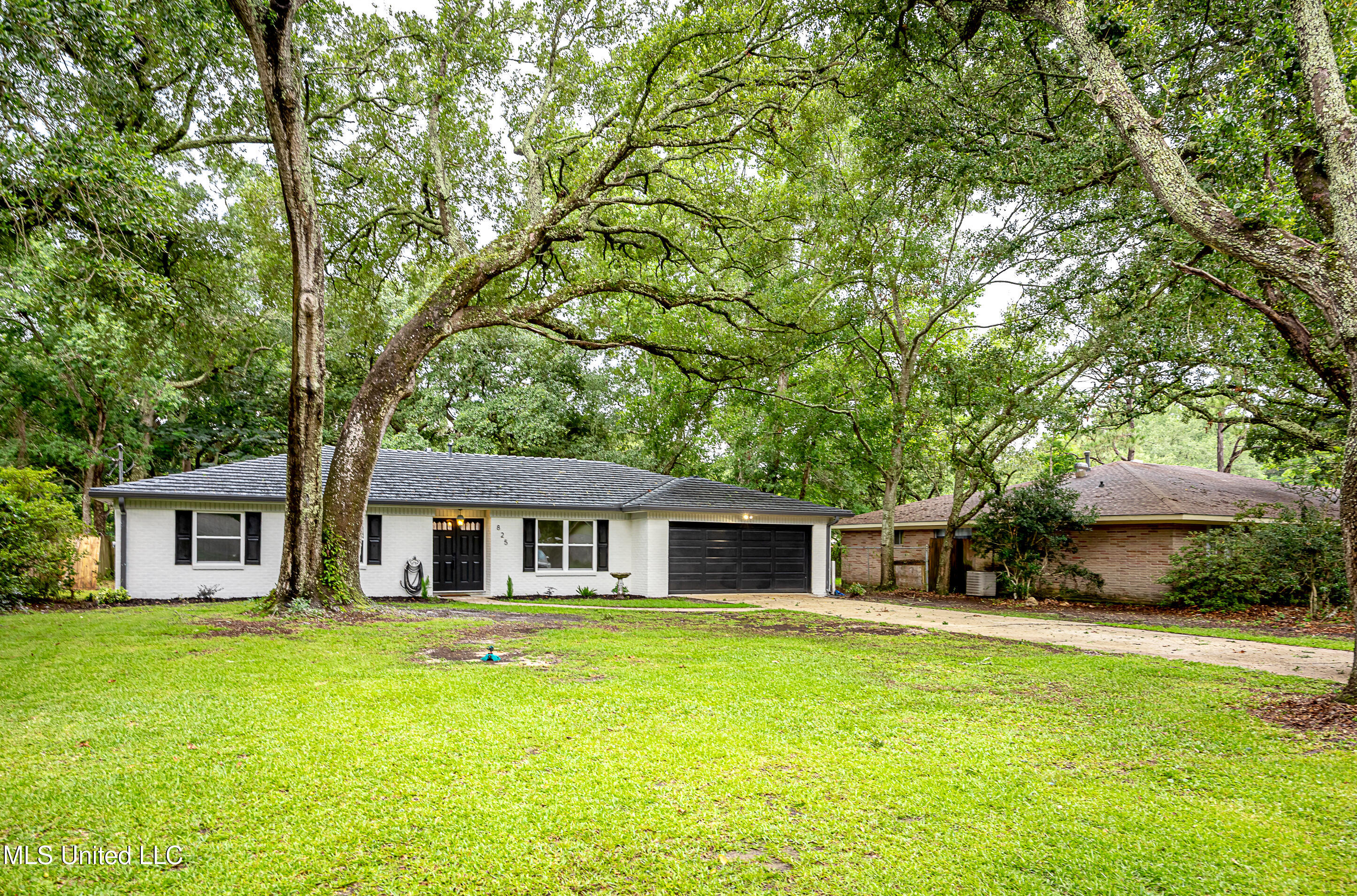 825 Graveline Road Gautier, MS 39553 - Photo 1 of 54 front