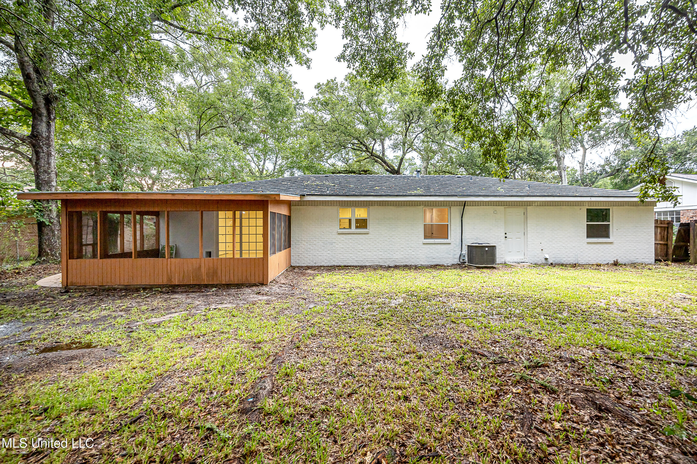 825 Graveline Road Gautier, MS 39553 - Photo 44 of 54 IMG_2628