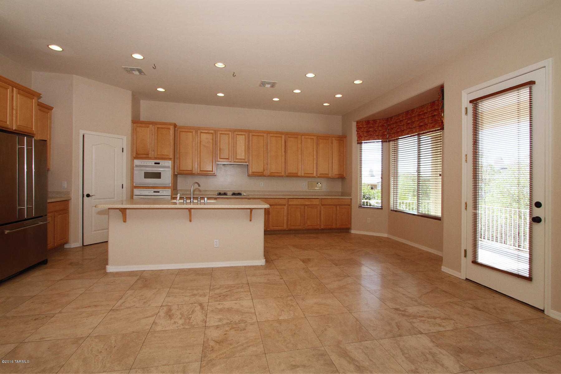 12693 North Piping Rock Road Oro Valley, AZ 85755 - Photo 14 of 42