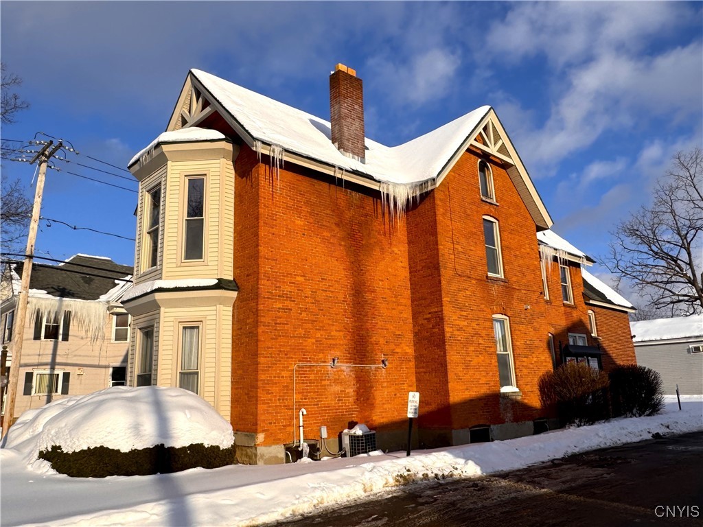 208 North Madison Street Rome, NY 13440 - Photo 2 of 50