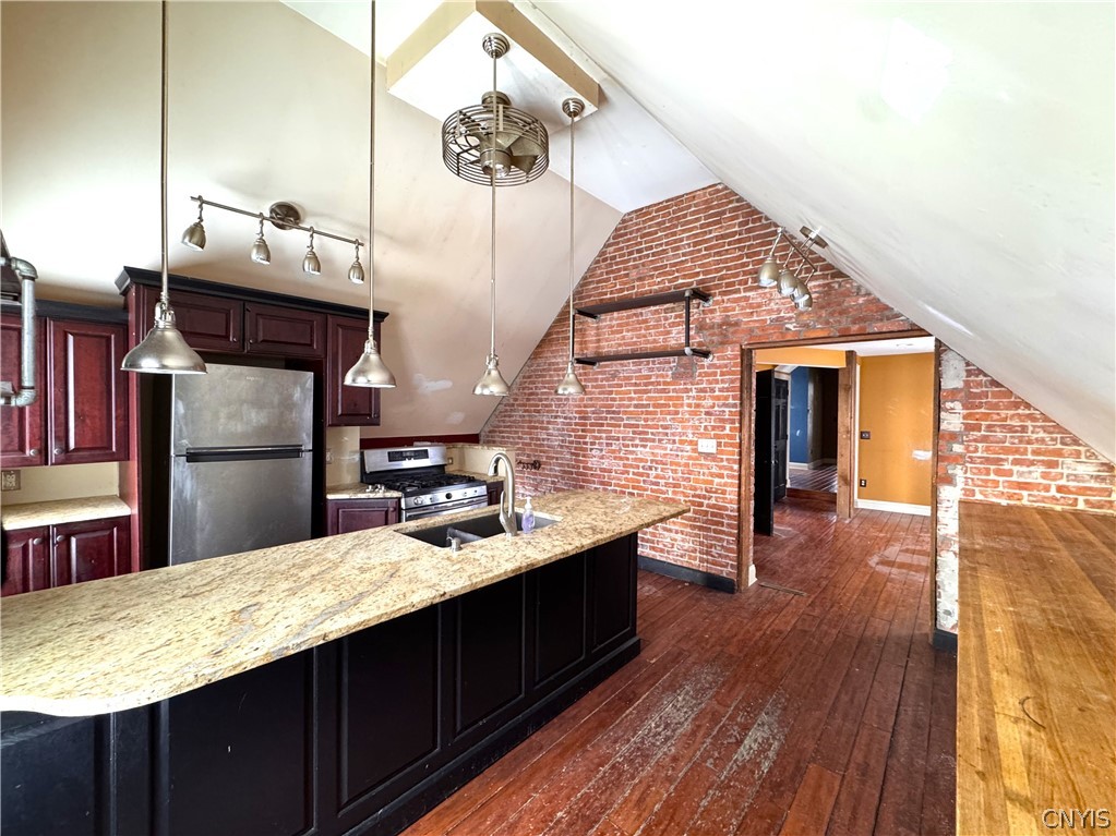 208 North Madison Street Rome, NY 13440 - Photo 31 of 46